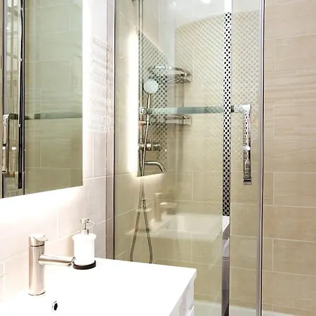 Elégant 120m2 3ch Quartier Romantique Centre Appartamento